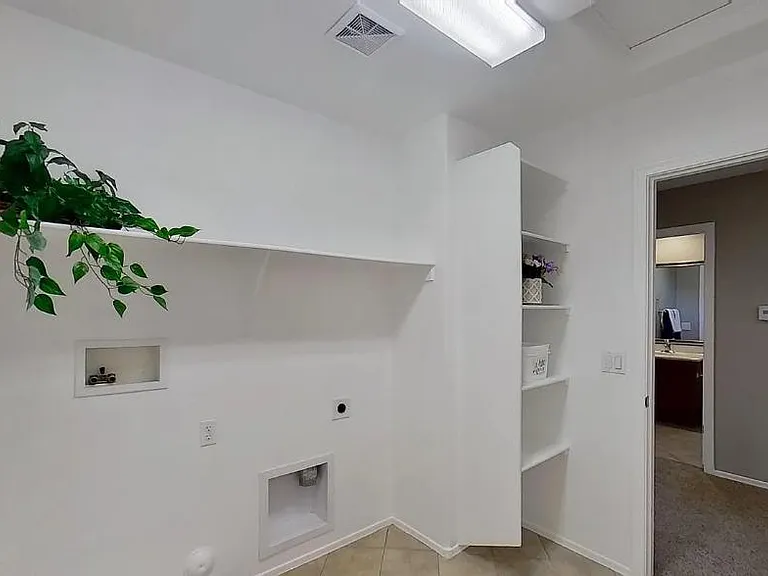 10567 E Pleasant Pasture Dr — Photo 23