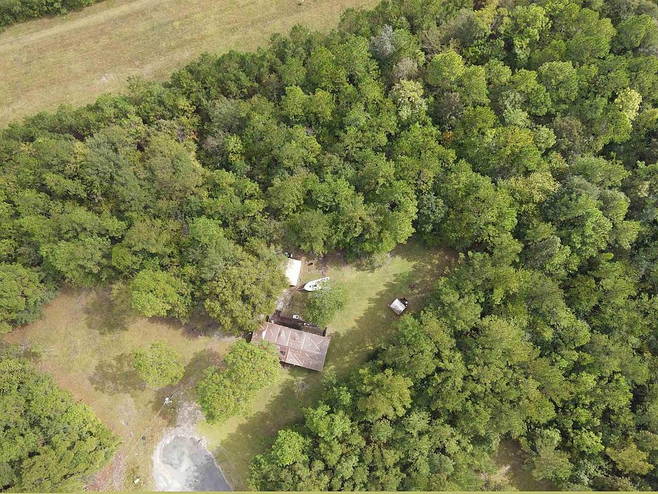 1st image of 222 Woods Dr