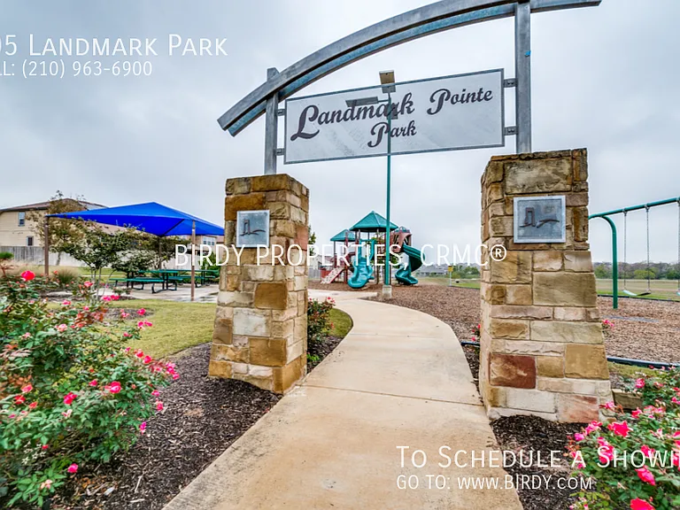 205 Landmark Park — Photo 47