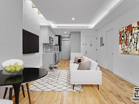 2nd image of 319 E 93rd St #5D