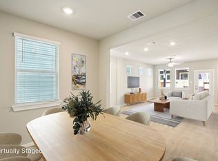 551 Avisa Dr, Kemah, TX 77565