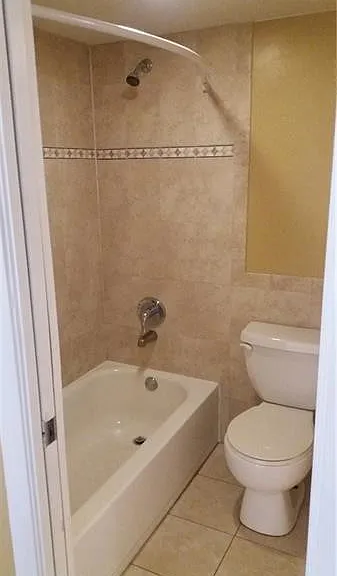 2947 Riverside Dr #129 — Photo 14