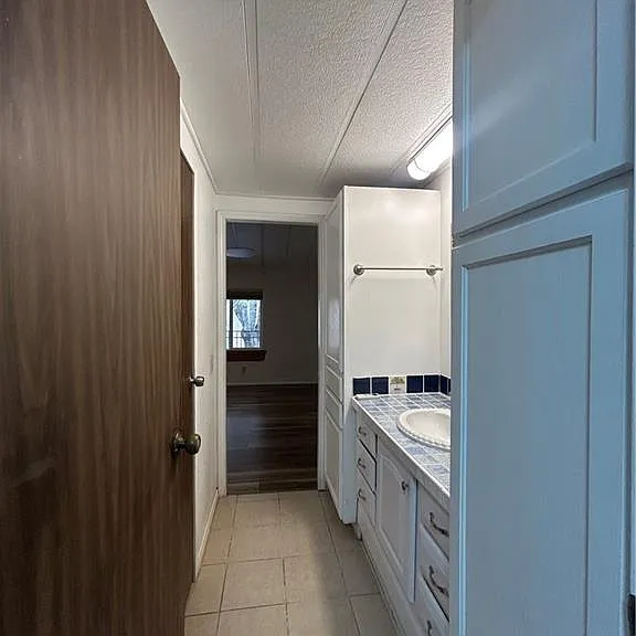 1205 Maple Ave — Photo 14