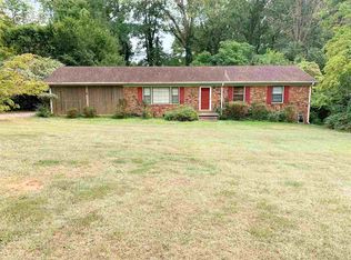 325 Foxhall Rd, Spartanburg, SC 29306