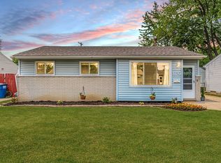 1170 Windham St, Westland, MI 48186
