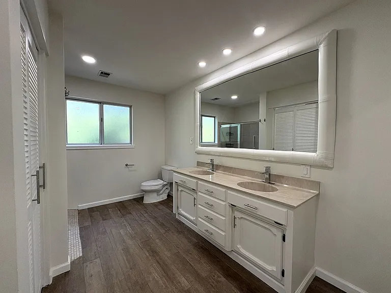 2350 Alameda De Las Pulgas — Photo 15
