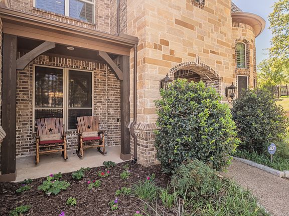 3rd image of 8605 Del Pino Ct