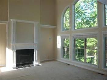 3rd image of 1275 Wexford Ln