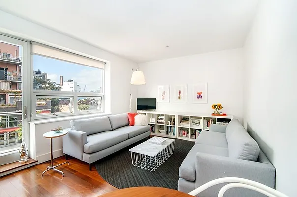 Rented by Compass | media 23