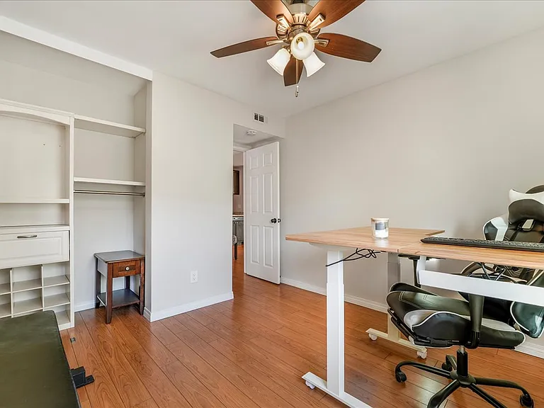 6747 Friars Rd #113 — Photo 7