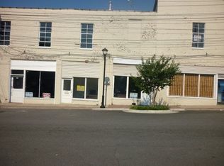 101 Gilmer St, Reidsville, NC 27320