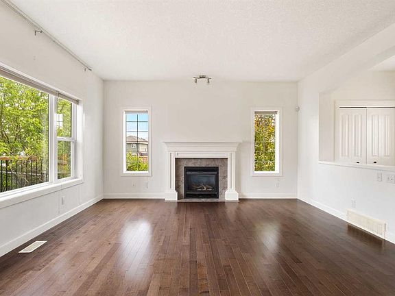 5th image of 66 S Everhollow Ave SW