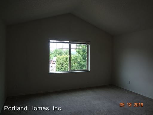 4th image of 1100 W Hist Columbia River Hwy
