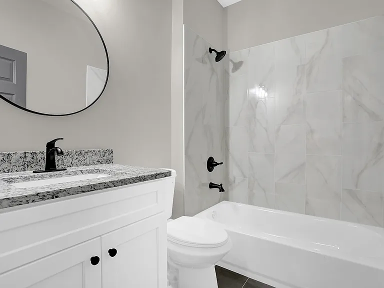680 Boston St — Photo 15