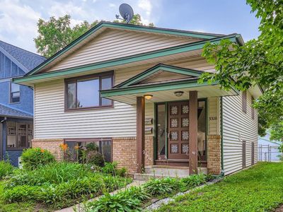 3328 Emerson Ave S, Minneapolis, MN, 55408