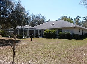 3rd image of 5721 N Oakmont Dr