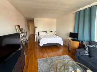 2335 Broadway #6H, Astoria, NY 11106