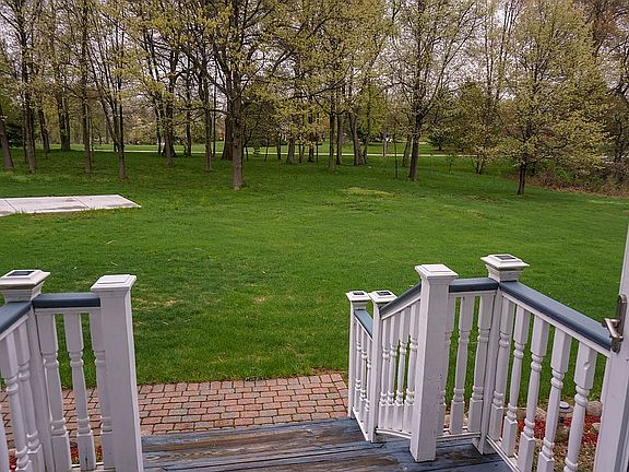 3rd image of 2700 Glen Valley Dr