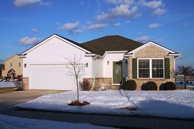 1st image of 1630 Waterford Dr