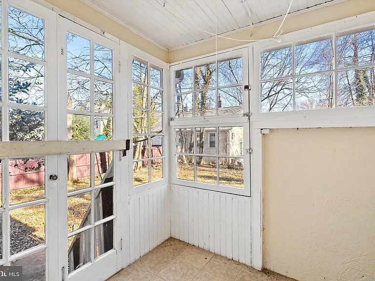 75 Patton Ave #1 — Photo 17