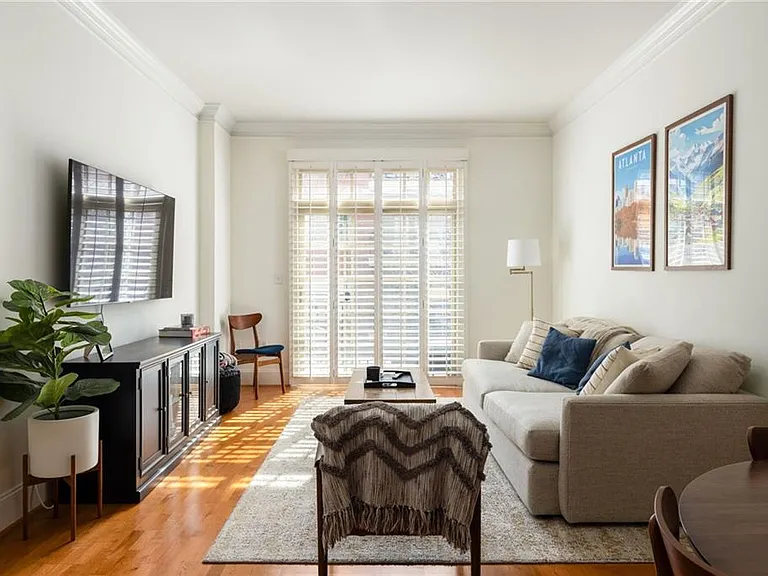1055 Piedmont Ave NE #211 — Photo 3