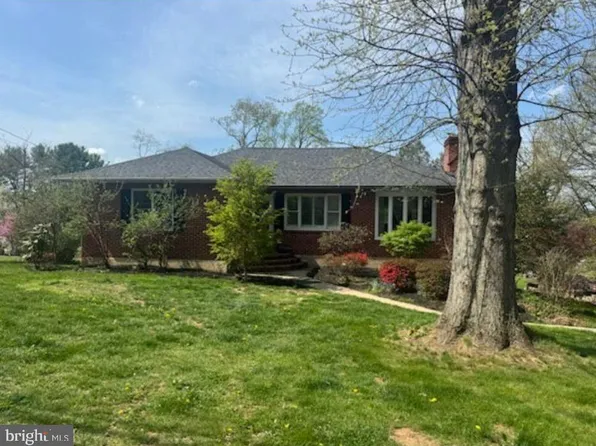 1369 Sheep Hill Rd, Pottstown, PA 19465