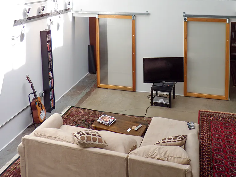 410 N Craig St #C — Photo 6