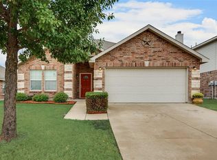 1332 Connie St, Burleson, TX 76028
