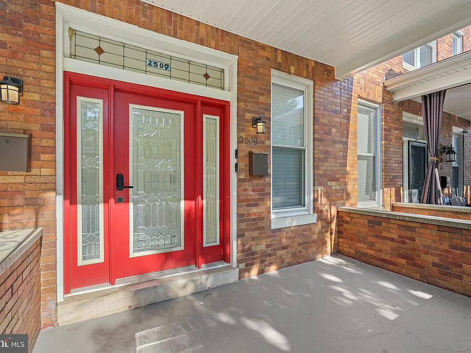 2509 Linden Ave #2
