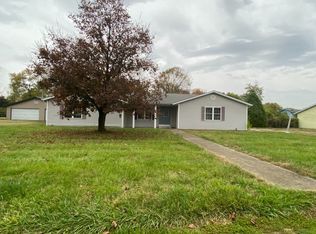 141 Blue Water Ln, Cahokia, IL