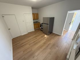 4927 Hazel Ave, Philadelphia, PA