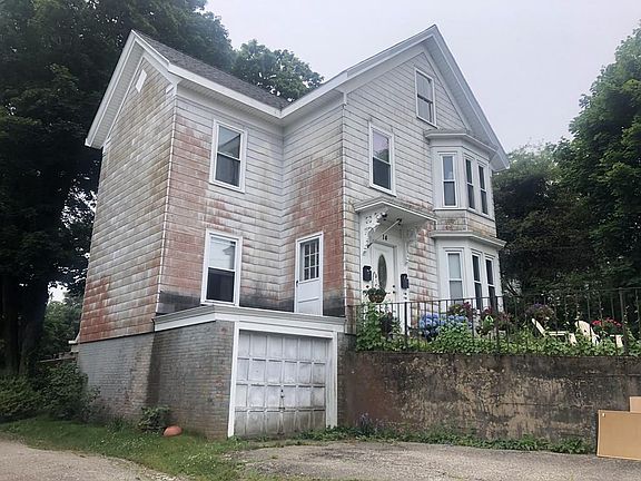 3rd image of 14 Cushman St