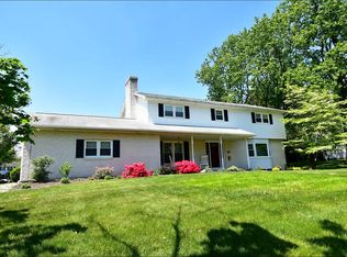 1450 N 40th St, Allentown, PA 18104