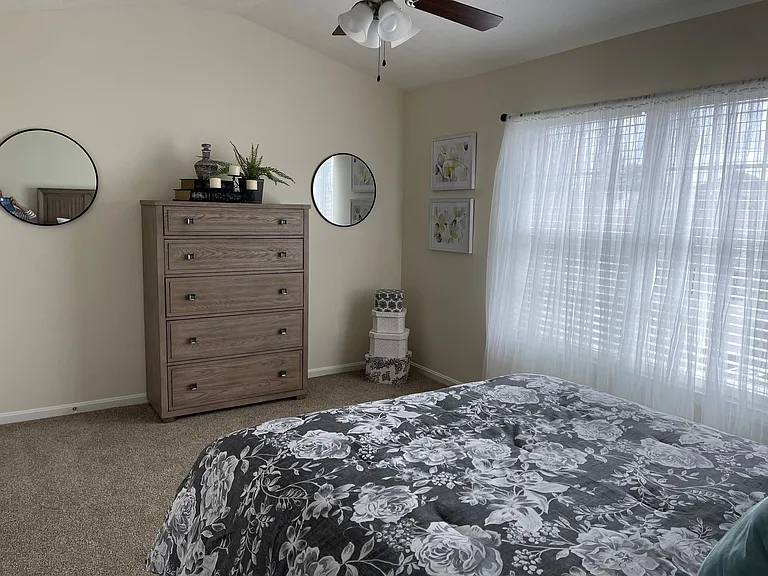Ashton Park Townhomes — Photo 9