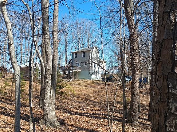5th image of 3901 Midland Rd