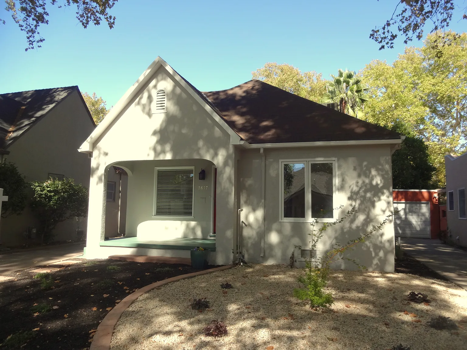 1817 Larkin Way photo 1