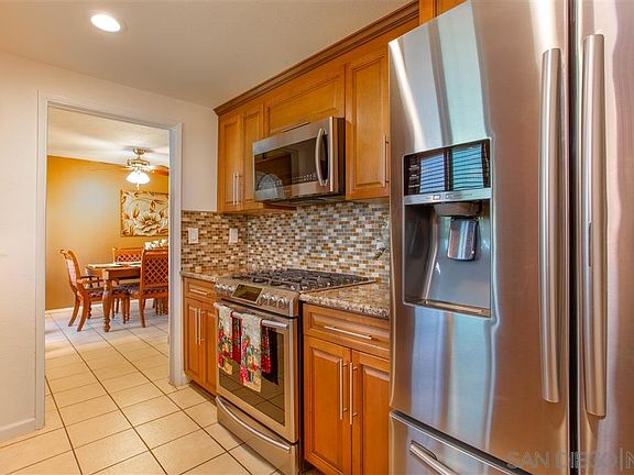 3rd image of 1565 La Fiesta Dr