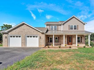2771 Retreat Rd, Boones Mill, VA 24065