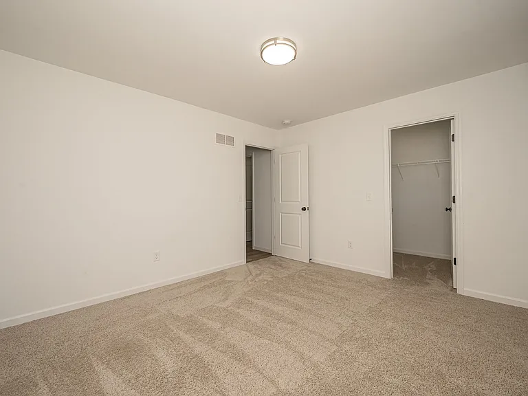 223 Randlin Dr — Photo 39