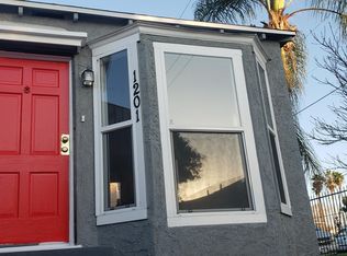 1201 E 61st St, Los Angeles, CA 90001
