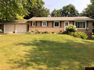 28180 391st Ave, Henderson, MN 56044