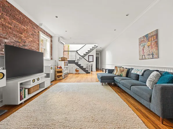 392 Third Street image 10 of 18