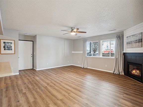5th image of 405 James Blvd #2