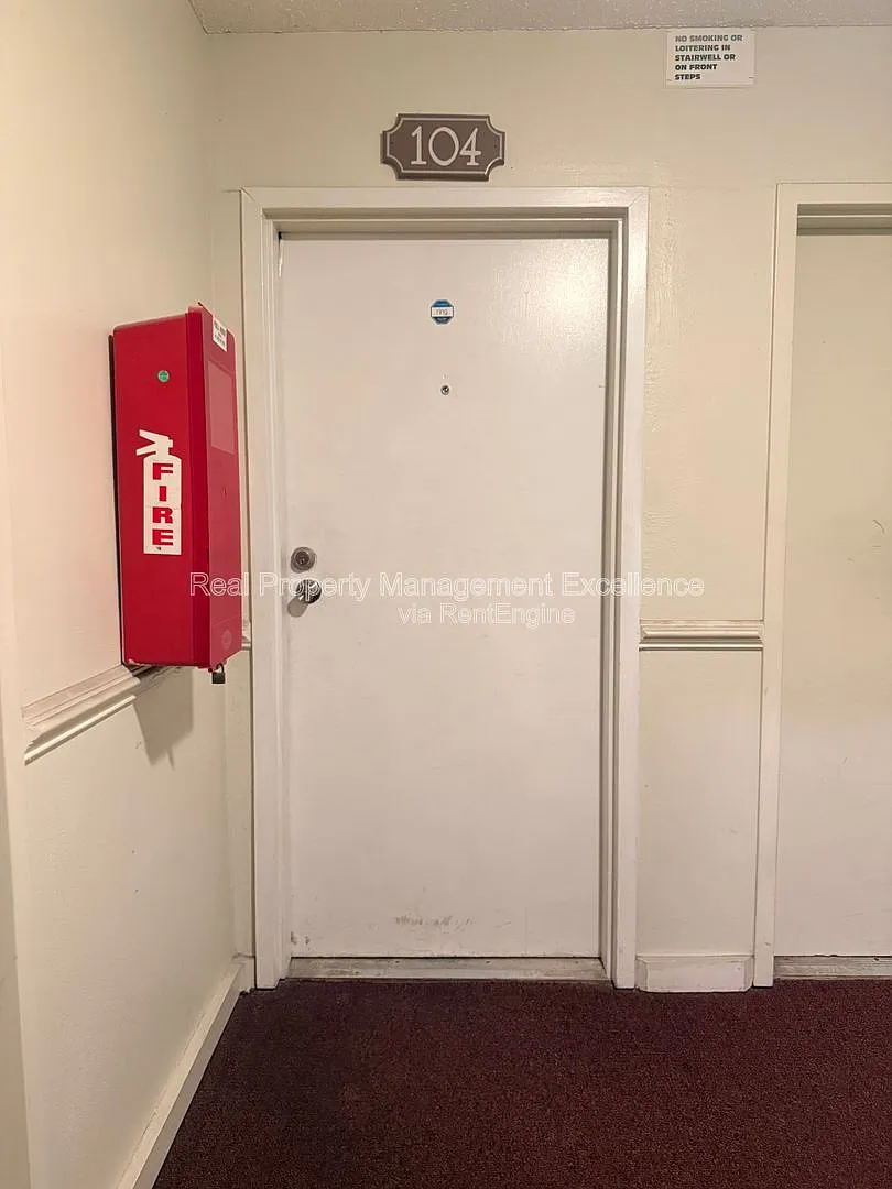 2 bed, 2.0 bath, 1012 sqft, $1,195 — Photo 2