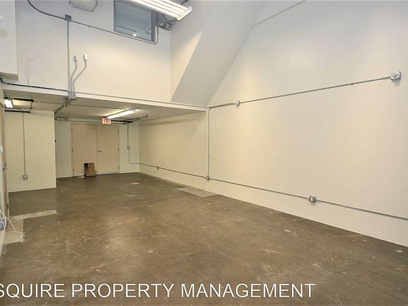 3rd image of 2201 Statham Blvd Unit 105