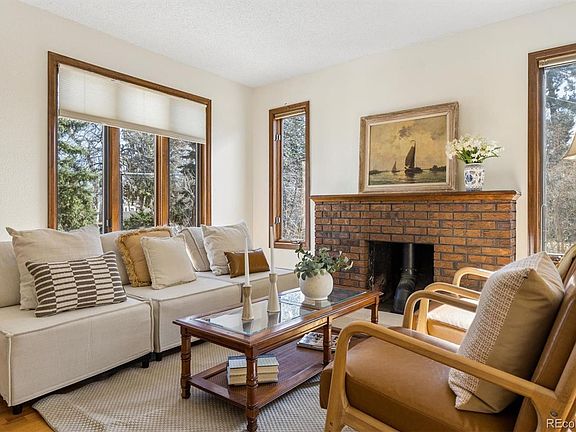 5th image of 1105 Garrison Street