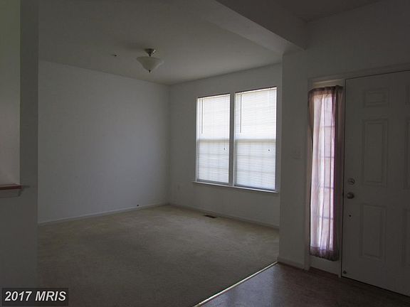 2nd image of 46116 Nancy Ct