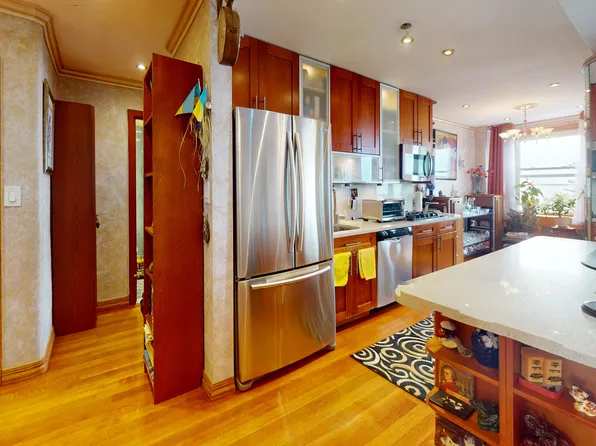 1311 Brightwater Avenue image 5 of 12