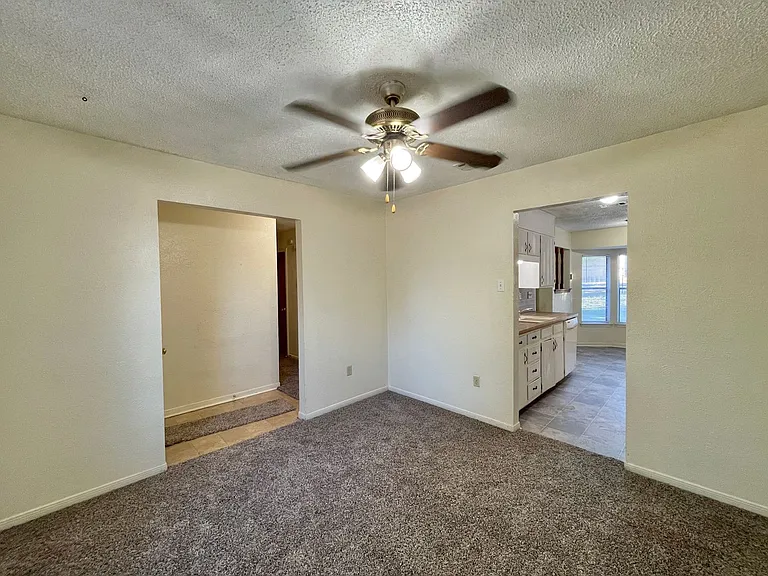 2402 Kirk Cir — Photo 13