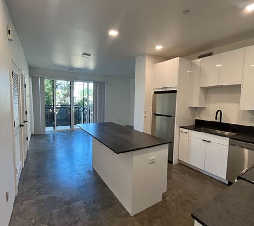 1st image of 4073 Albatross St APT 5